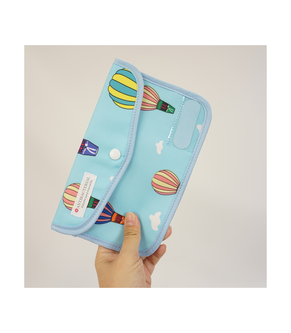 Estuche de tela para guardar mascarillas e otros usos
