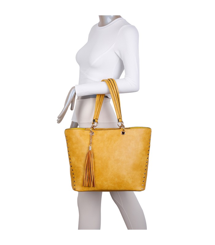 T11230 - Bolso de hombro con borla con neceser a juego