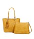 T11230 - Bolso de hombro con borla con neceser a juego