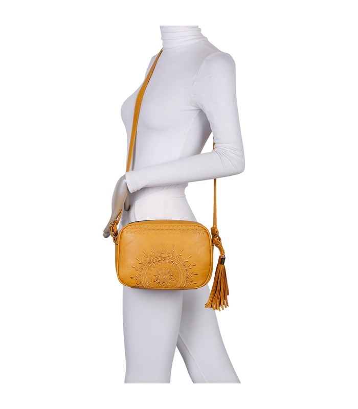 T11147 - Bolso de hombro con bandolera y bordado de sol mandala