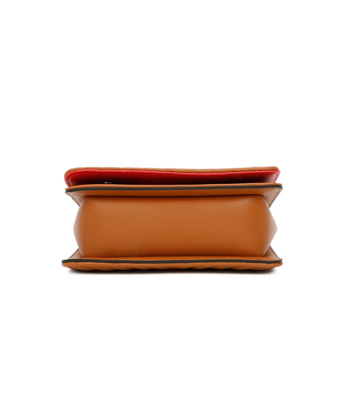 T11463 - Bolso bandolera de solapa con bandolera de cadena negra y refuerzo para el hombro