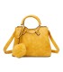 T11128 - Bolso bandolera con asa redonda y pompón