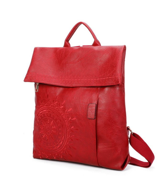 T11145 - Mochila con mandala bordado y cierre de botón imantado