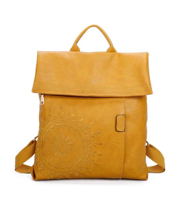 T11145 - Mochila con mandala bordado y cierre de botón imantado