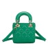T11494 - Bolso cuadrado con asa grande y colgante O de adorno
