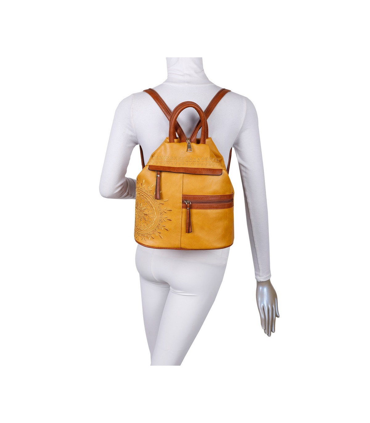 T11151 - Mochila con bolsillos frontales y cierre de cremallera