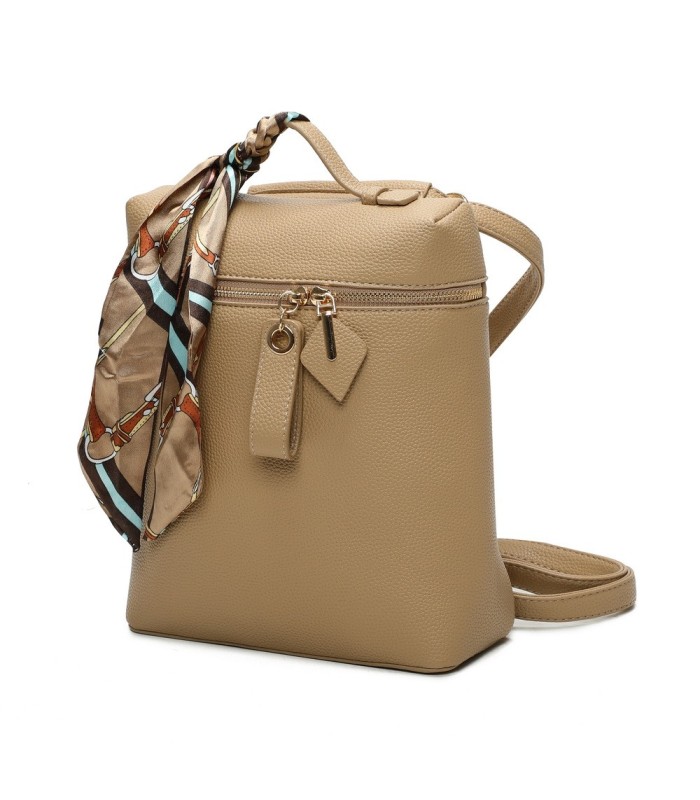 T11656 - Mochila con pañuelo