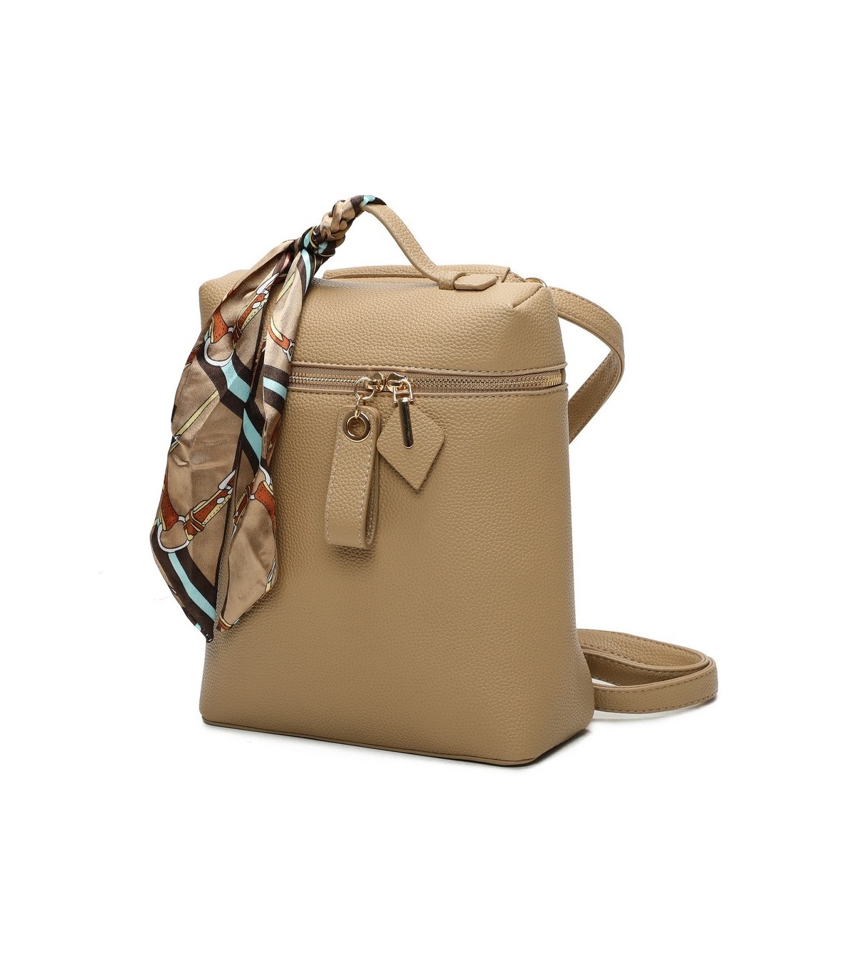 T11656 - Mochila con pañuelo