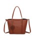 T11563 - Bolso bandolera con pompón y bolsillo frontal