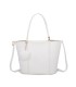 T11563 - Bolso bandolera con pompón y bolsillo frontal