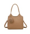 T11699 - Bolso con pompón y asa para bandolera de tres compartimentos