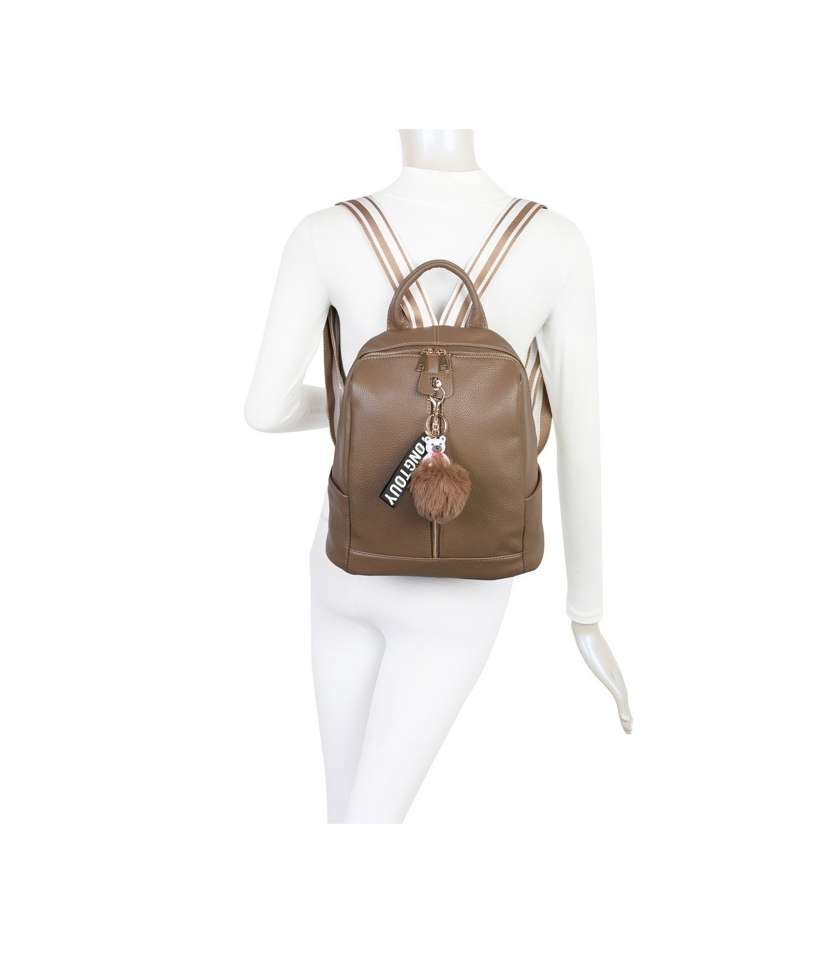 T11698 - Mochila con borla de color espaciosa con un compartimento y cremallera