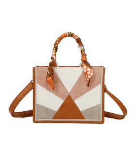 T11705 - Bolso para mujer con bandolera y pañuelo  motivos geométricos de varios colores