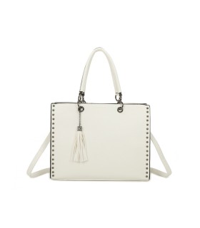 T11701 - Bolso con neceser y borla rectangular con acabados metálicos