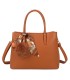 T11765 - Bolso de mano con pompón y pañuelo del mismo color