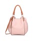 T10105 - Bolso con neceser y bandolera con adorno de emblema