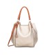 T10105 - Bolso con neceser y bandolera con adorno de emblema