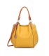 T10105 - Bolso con neceser y bandolera con adorno de emblema
