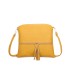 T11803 - Bolso bandolera con borlas decorativas cuadrado y con cierre de cremallera