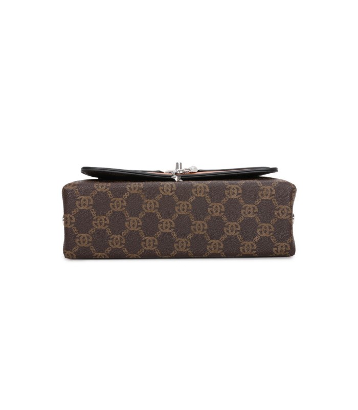 T11788 - Bolso con patrón y bandolera con con adorno de pluma y cierre de pestillo