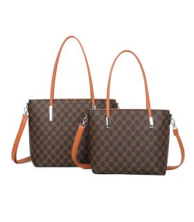 T11782 - Bolso bandolera a juego con una versión
