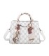 T11815 - Bolso de mano con bandolera y pañuelo decorativo