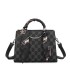 T11815 - Bolso de mano con bandolera y pañuelo decorativo
