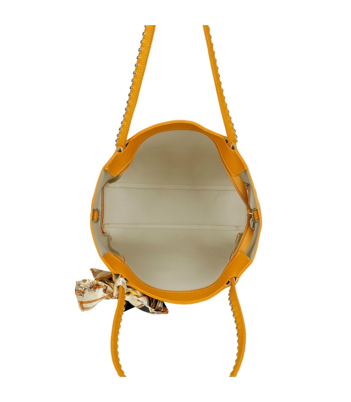 T11859 - Bolso con pañuelo y neceser amplio compartimento
