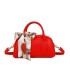 T11864 - Bolso de forma trapezoidal con pañuelo y bandolera para colgar