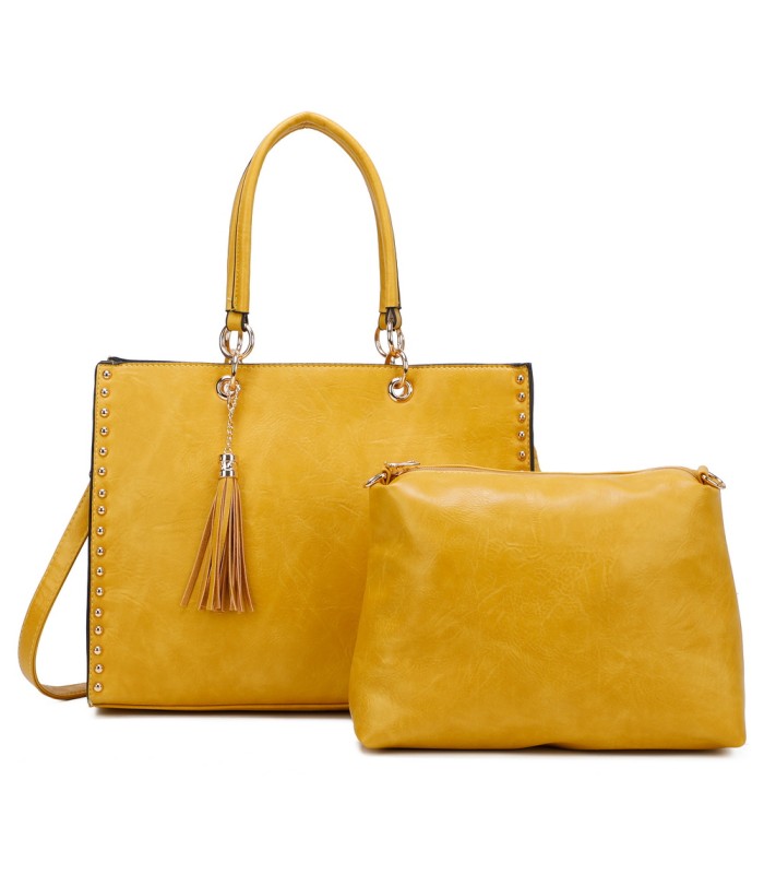 T11827 - Bolso con neceser rectangular y decoraciones de tachuelas