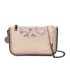 T11824 - Bolso de metalizado para fiesta con bandolera de cadena