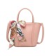 T11863 - Bolso con pañuelo y neceser compartimento amplio con bandolerea