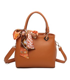 T11868 - Bolso bandolera cuadrado con pañuelo gran espacio interior