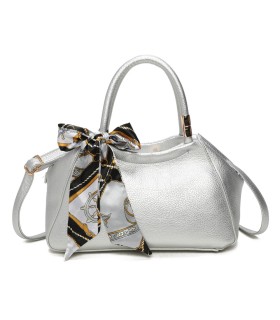 T11869 - Bolso con bolsillo externo trasero y bandolera tiene un pañuelo de colores