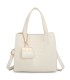 T11895- Bolso bandolera con varios compartimientos y accesorio colgante