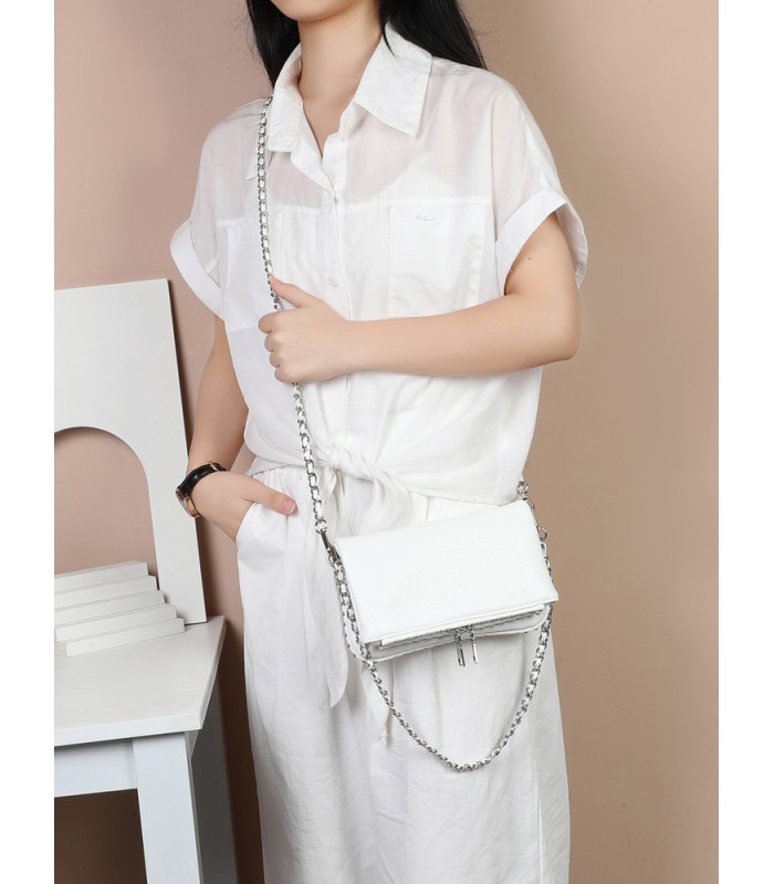 T11915-Bolso Bandolera con tachuela al borde.