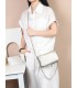 T11915-Bolso Bandolera con tachuela al borde.
