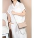 T11915-Bolso Bandolera con tachuela al borde.