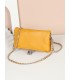 T11915-Bolso Bandolera con tachuela al borde.