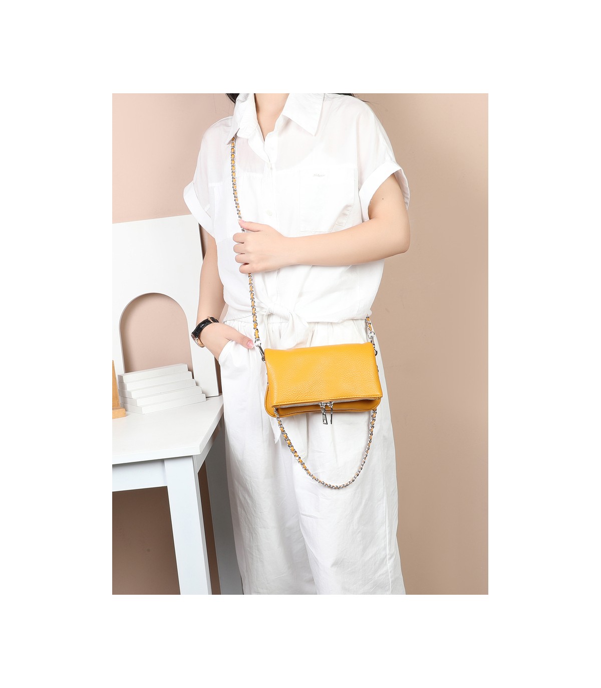 T11914-Bolso Bandolera con cierre y Boton