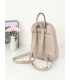 T10998 - Mochila con cierre superior y bolsillo frontal de cierre de botón imantado