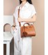 T10224 - Bolso bandolera con pompón a juego y asa de aro