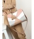 T10163 - Bolso de hombro con pompón y estilo triangular
