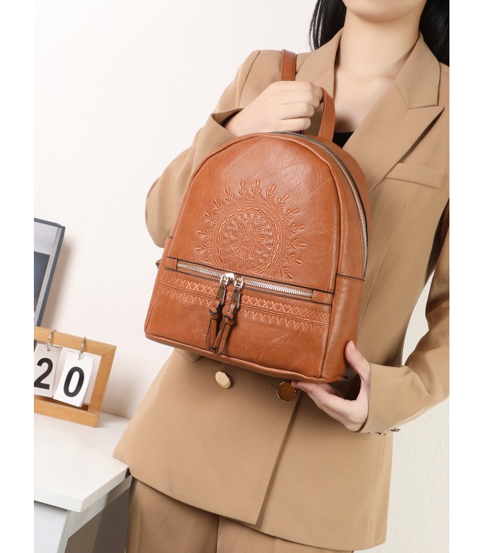 T10725 - Mochila con mandala y bolsillos frontales