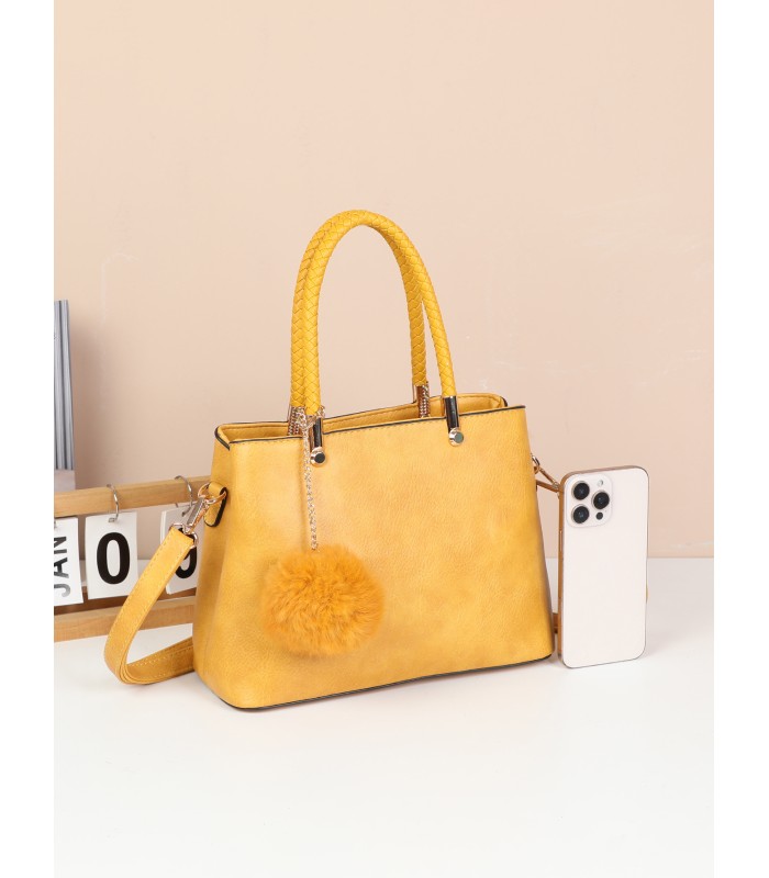 T10735 - Bolso de hombro con pompón y bandolera cierre de cremallera