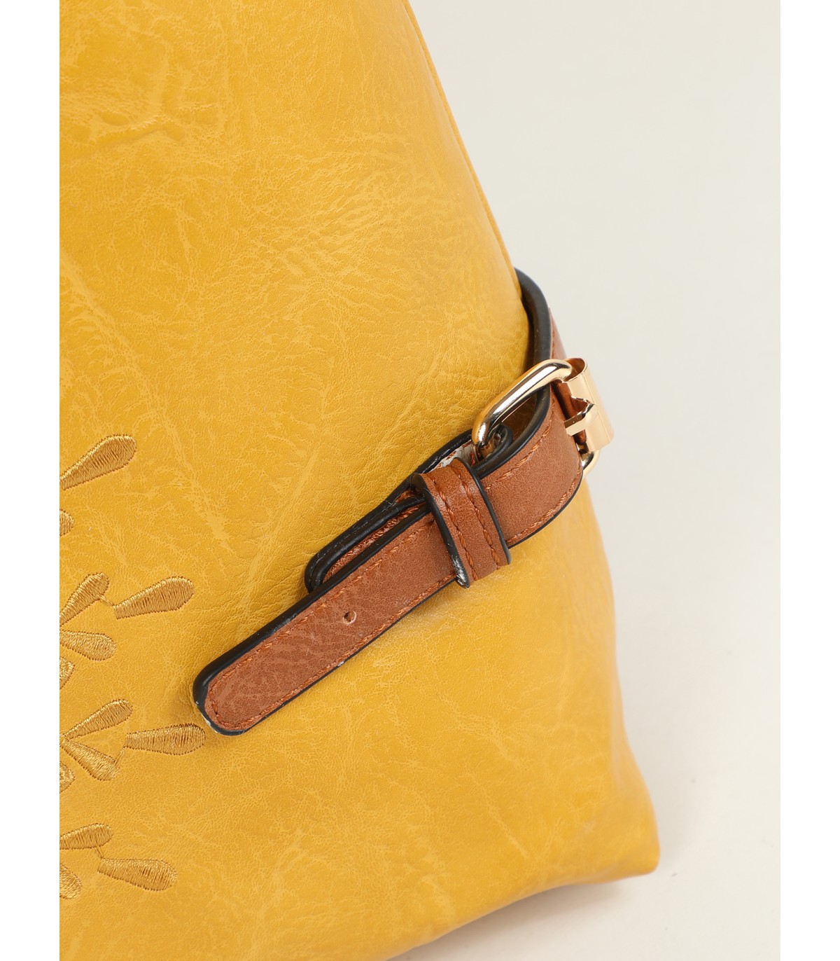 T11094 - Giovanna - Mochila