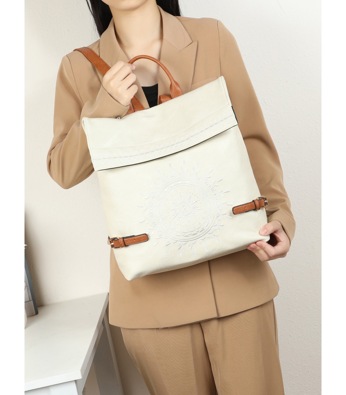 T11094 - Giovanna - Mochila