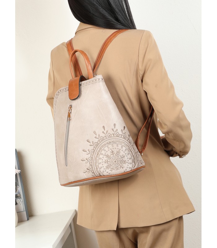 T11150 - Mochila con mandala y cuerpo cónico con bolsillo frontal