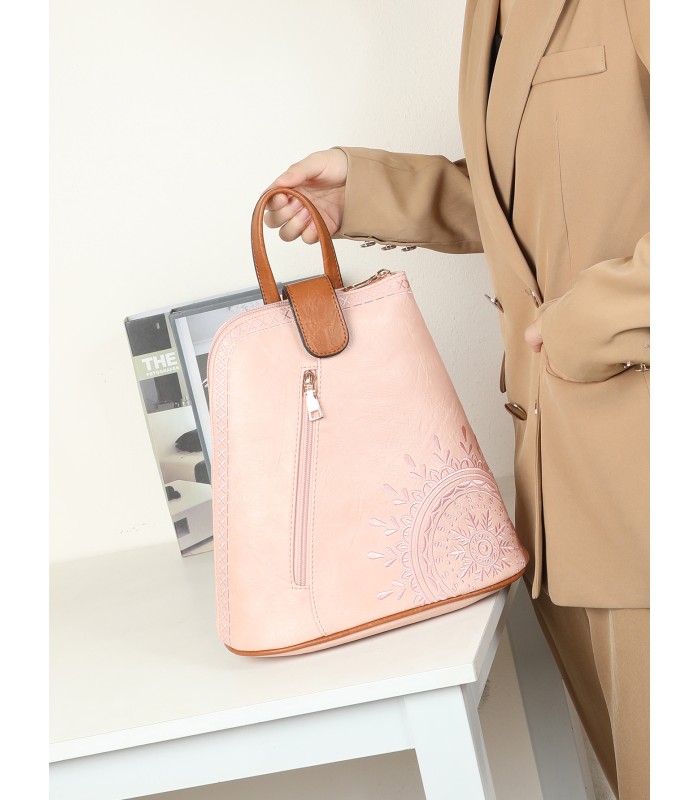 T11150 - Mochila con mandala y cuerpo cónico con bolsillo frontal