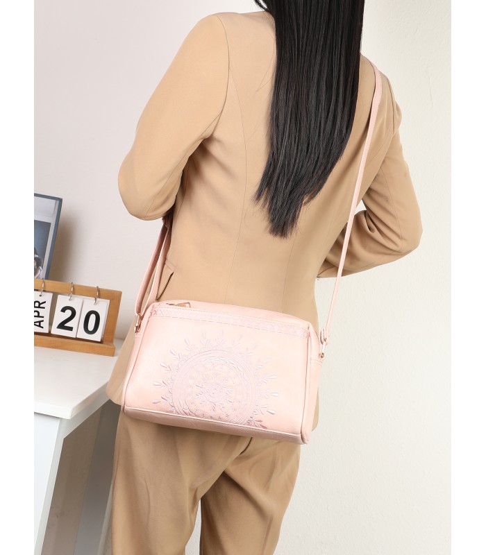 T11192 - Bolso bandolera de estilo rectangular y mandala bordado